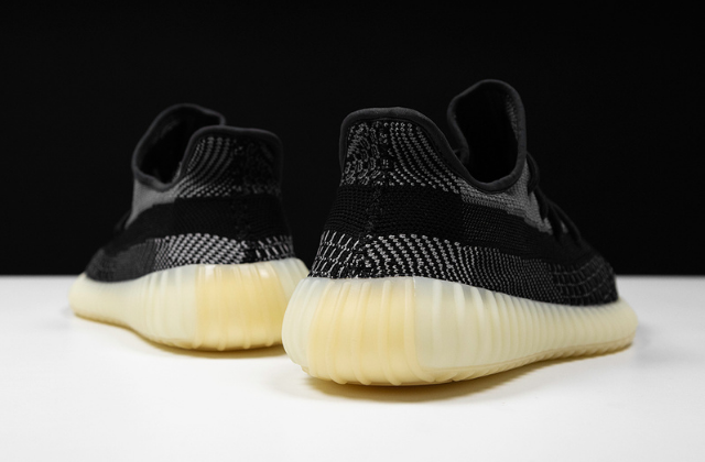 Adidas yeezy raffle negra best sale